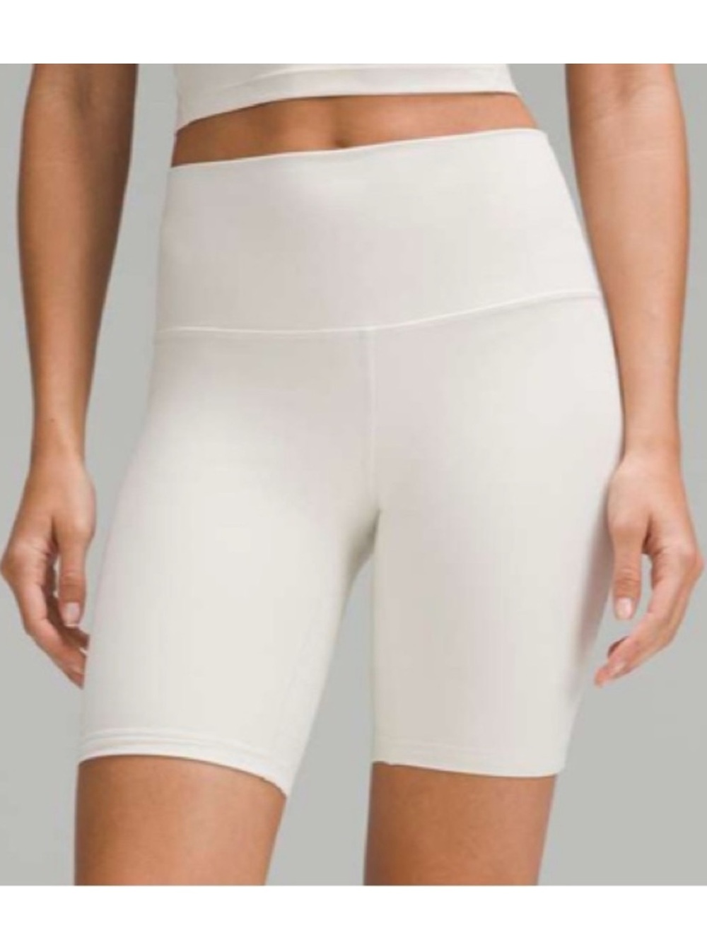 Lululemon Align High-Rise Short 8"
Bone